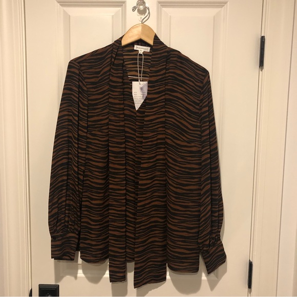 Warehouse Animal Print Pussybow Blouse - Picture 4 of 8